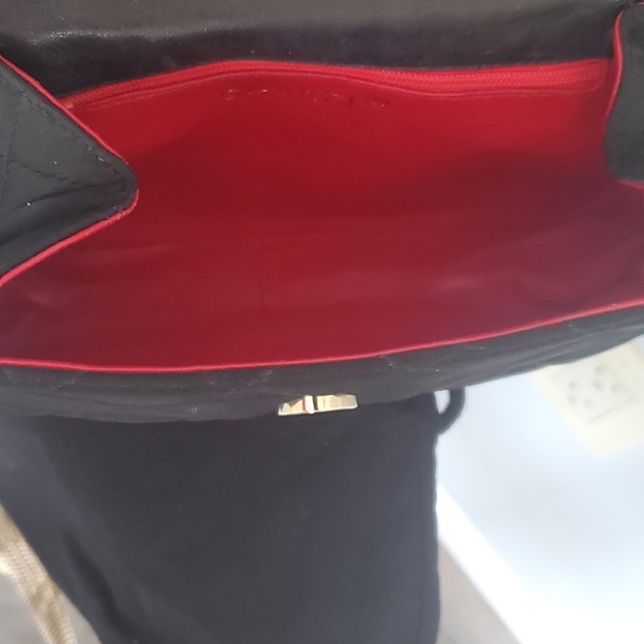 Chanel Satin Quilted Tassel Flap Rare Collectable Vintage Purse⚜️🖤⚜️ - Picture 9 of 12